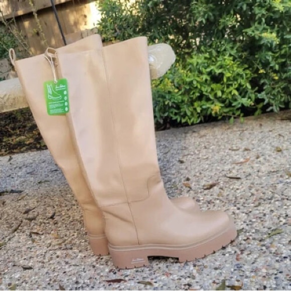 NEW $275 Sam Edelman ‘Larina’ lug sole waterproof leather boots - Picture 11 of 12